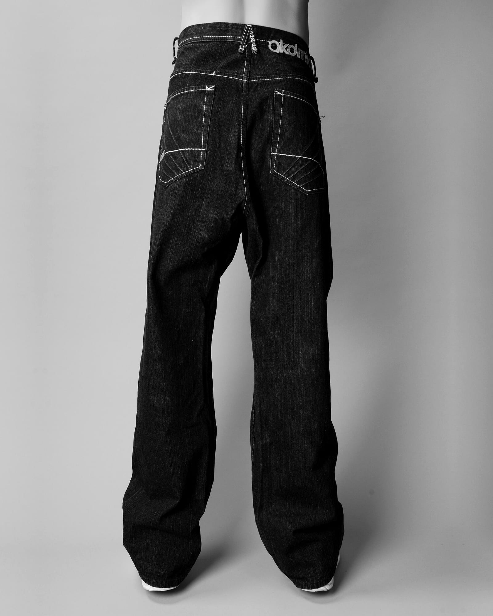 Wide-leg jeans, full length, back view